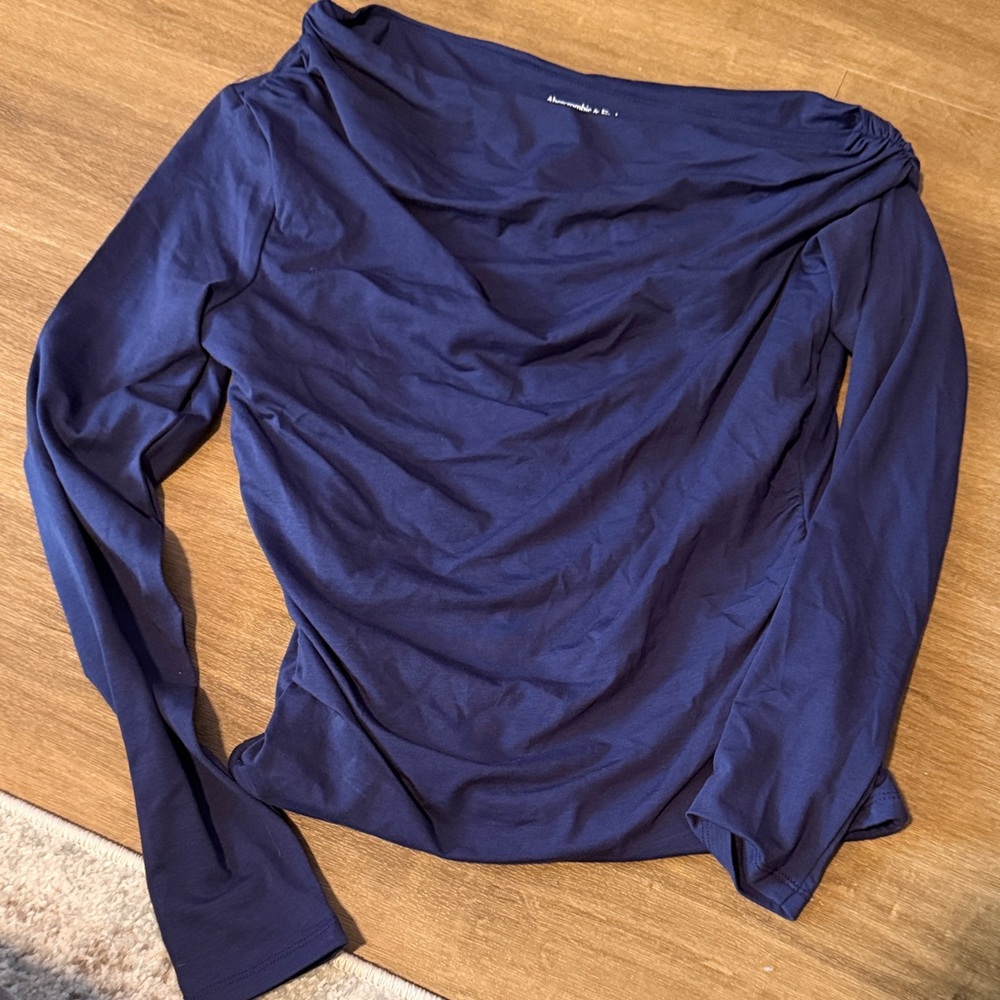 Abercrombie & Fitch Navy Long Sleeve Top